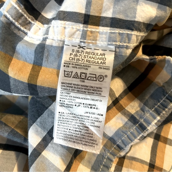 Bundle of 3 Boys Old Navy Short-Sleeved Plaid Shirts - Picture 6 of 13